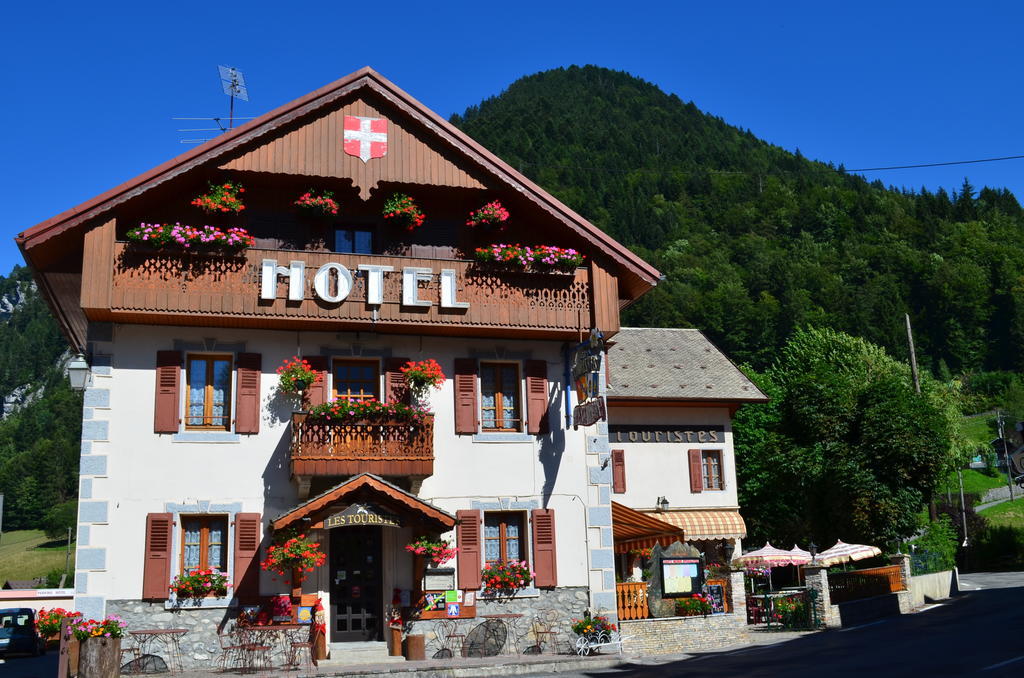 Les Touristes Hotel Abondance Buitenkant foto