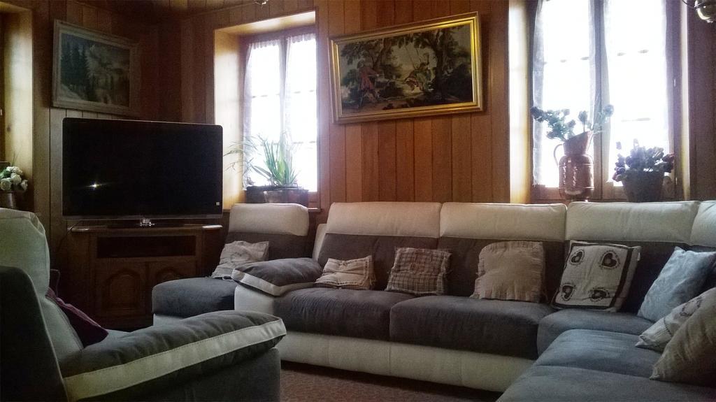 Les Touristes Hotel Abondance Buitenkant foto