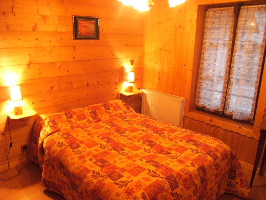 Les Touristes Hotel Abondance Kamer foto